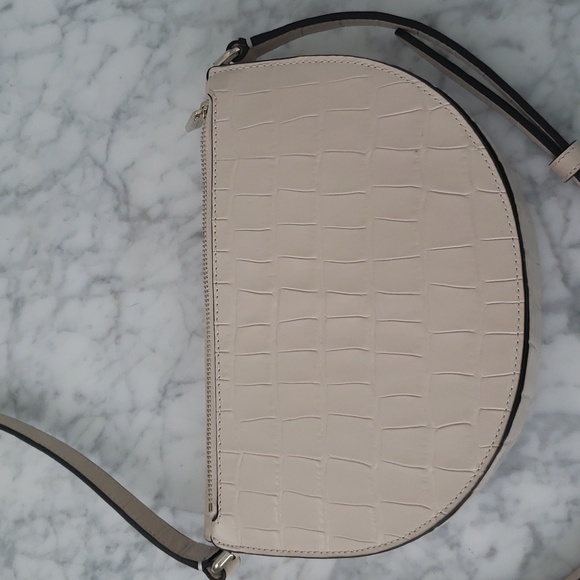 ♠️kate spade Luna Crescent Croc Embossed Leather Crossbody Bag - Picture 2 of 4